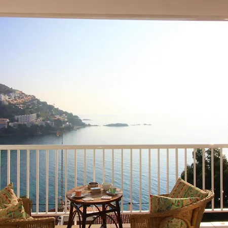 Apartamento Frente Al Mar Para 6 En Roses - Es-258-103