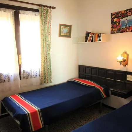 Apartamento Frente Al Mar Para 6 En Roses - Es-258-103 Daire